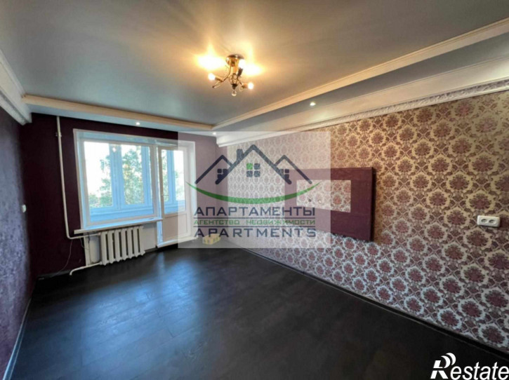 1-комн квартира Адмиральского ул, 8
