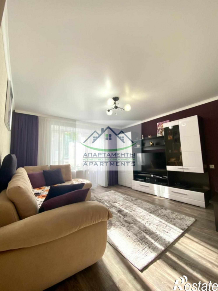 2-комн квартира Нежнова ул, 50