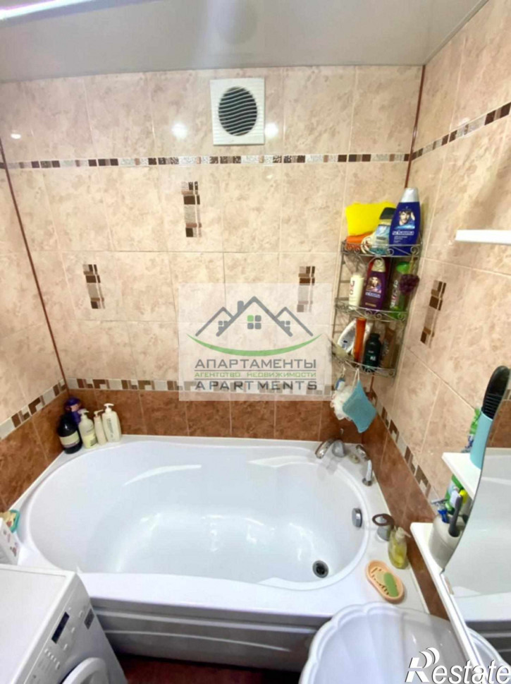 2-комн квартира Нежнова ул, 50
