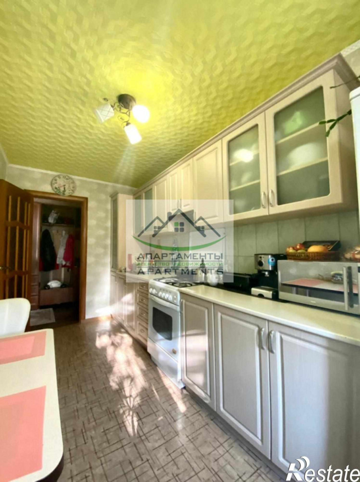 2-комн квартира Нежнова ул, 50