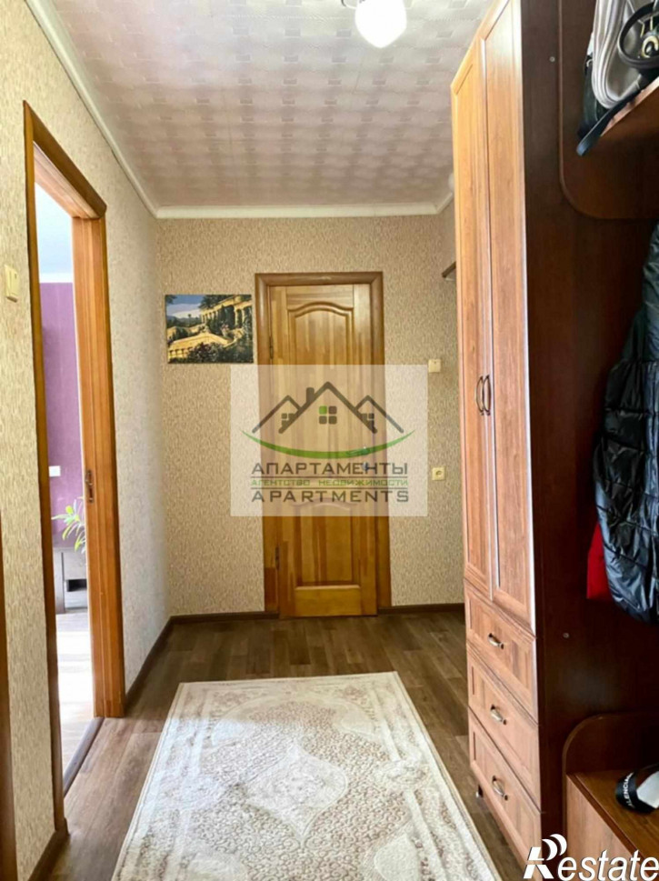 2-комн квартира Нежнова ул, 50