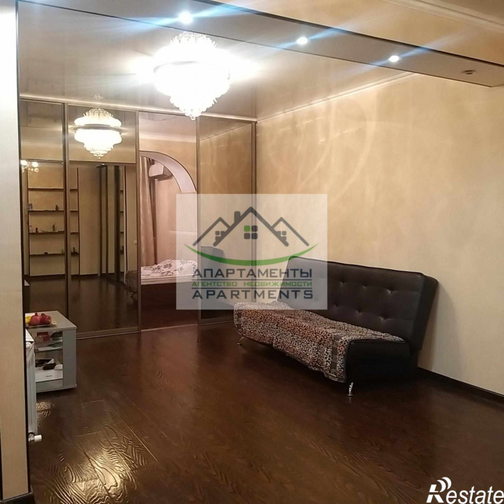 2-комн квартира Булгакова ул, 3