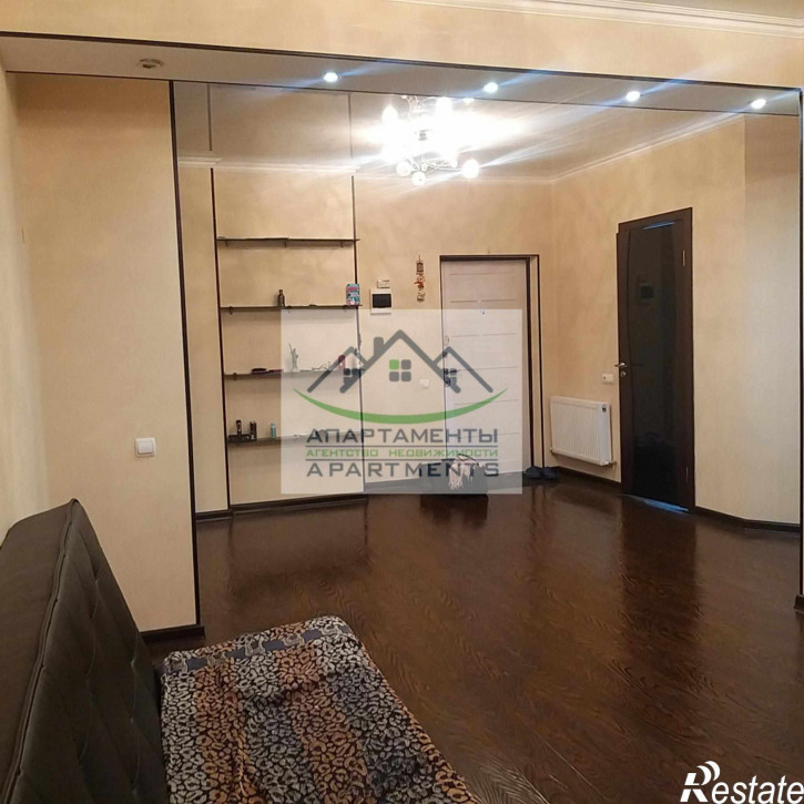 2-комн квартира Булгакова ул, 3