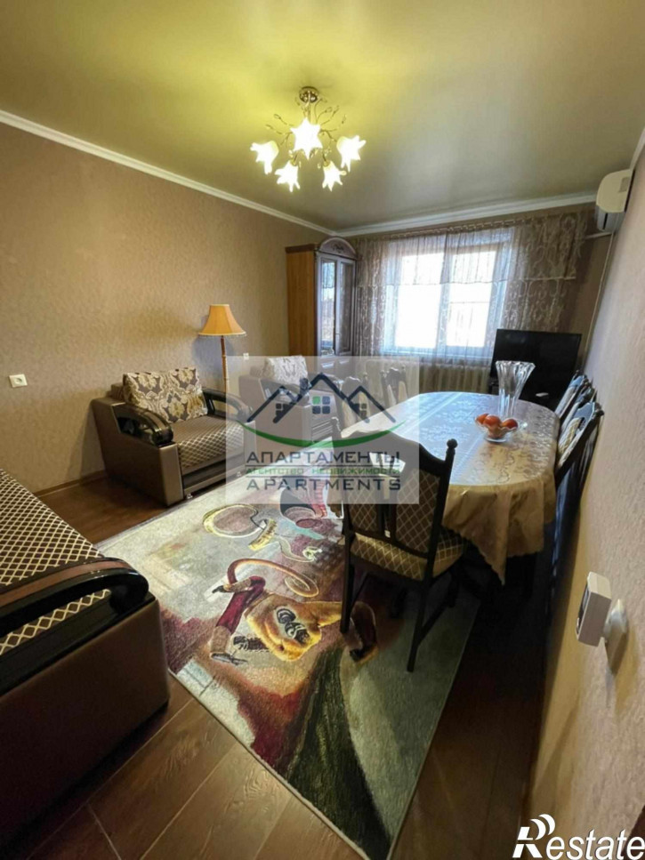 4-комн квартира Павла Шеина ул, 32