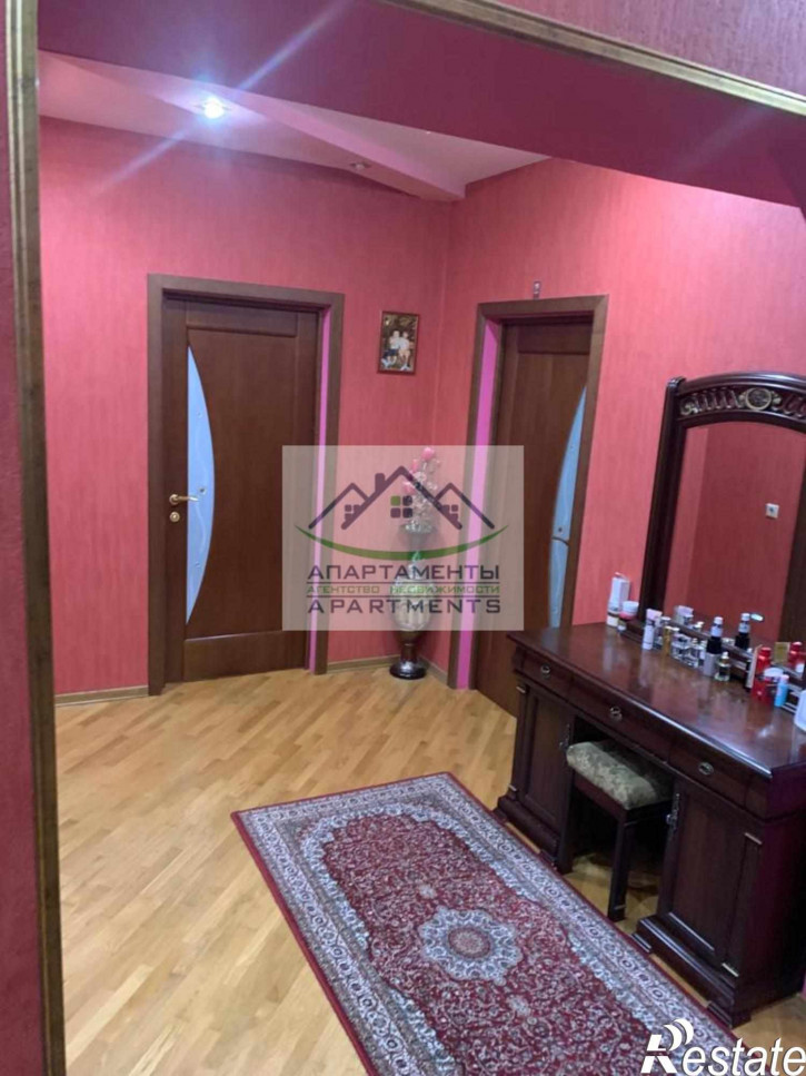 3-комн квартира 200 лет КМВ ул, 1