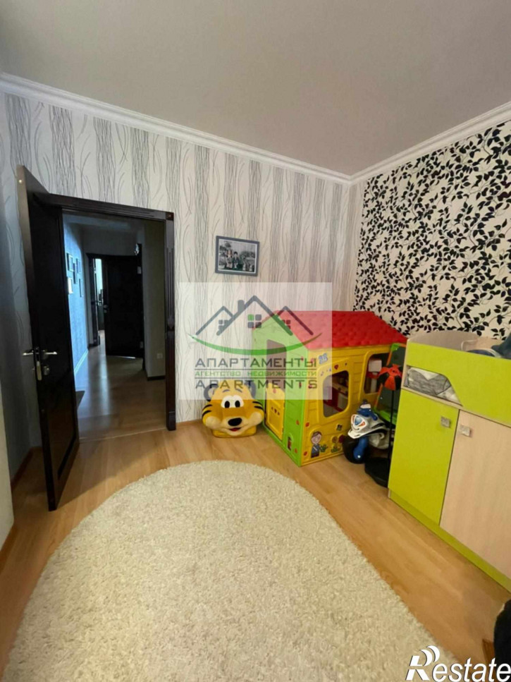3-комн квартира Орджоникидзе ул, 84к1