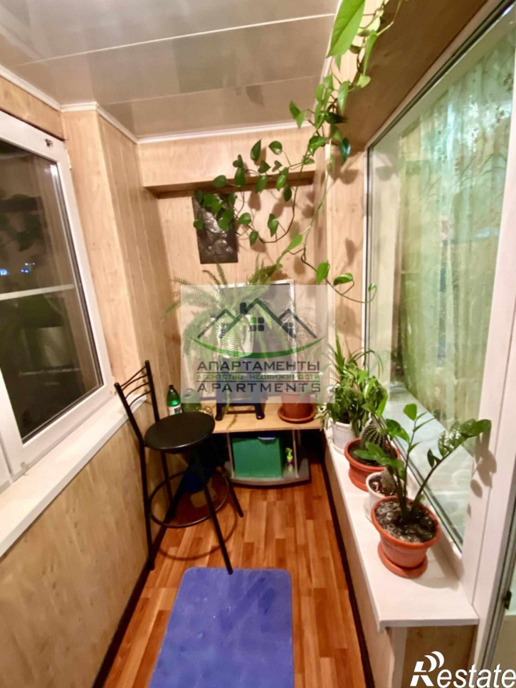 3-комн квартира Калинина пр-кт, 2к3