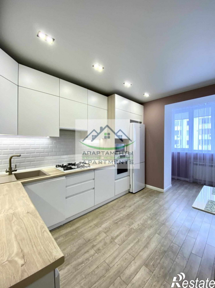 2-комн квартира Оранжерейная ул, 17
