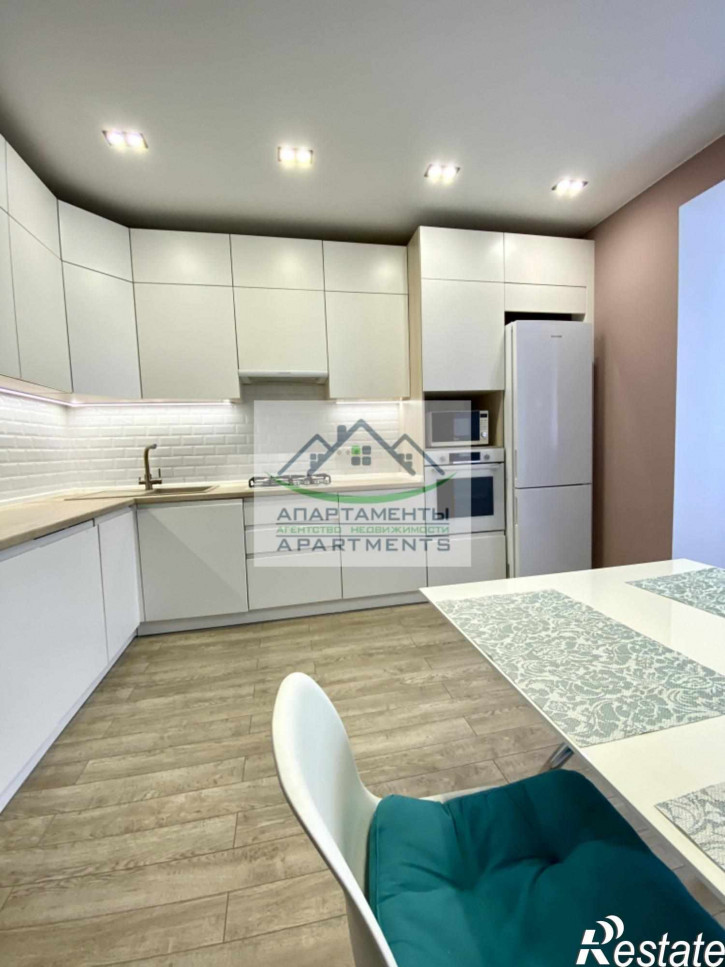 2-комн квартира Оранжерейная ул, 17