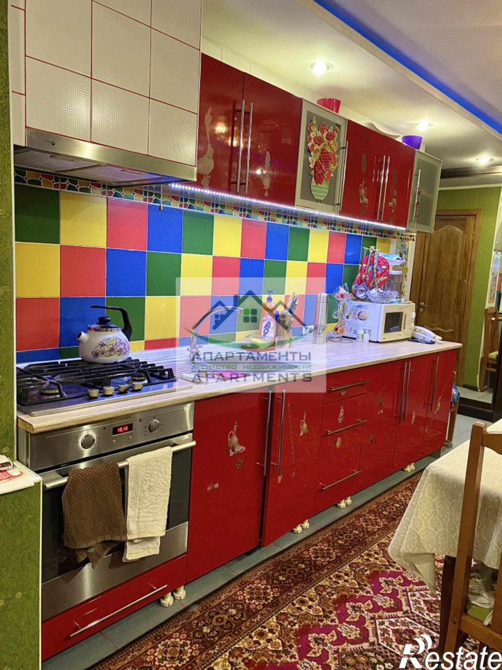 3-комн квартира Калинина пр-кт, 2к3