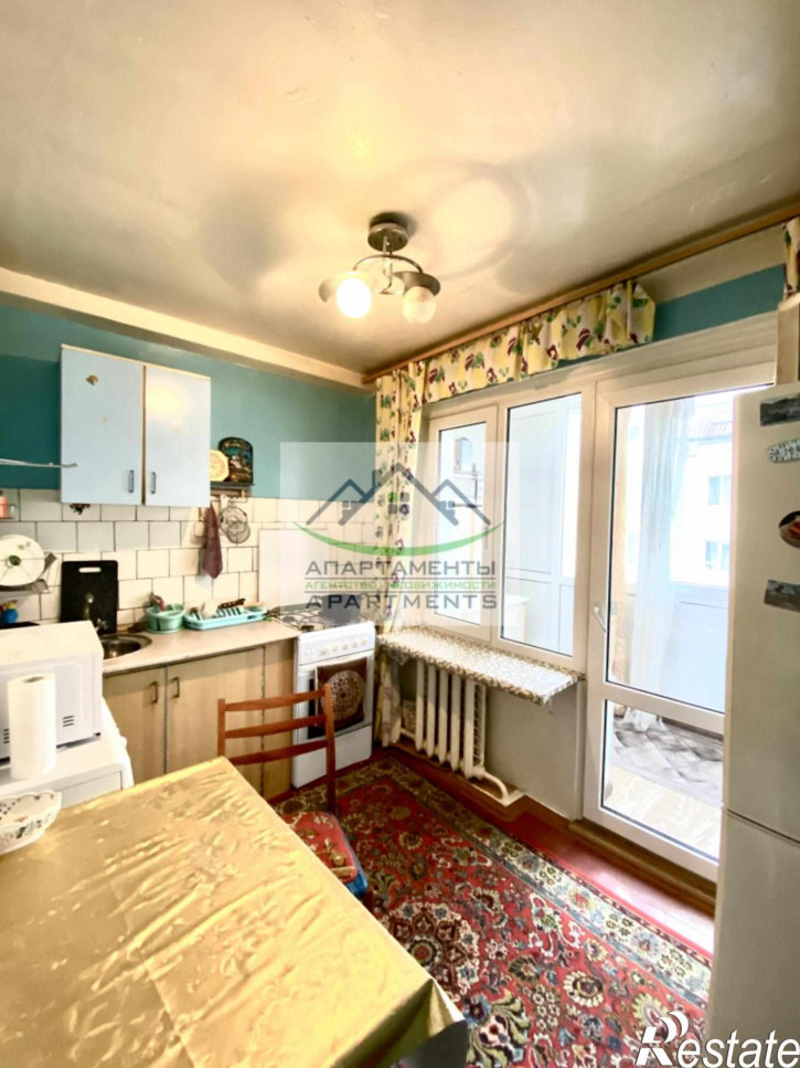 2-комн квартира Адмиральского ул, 8