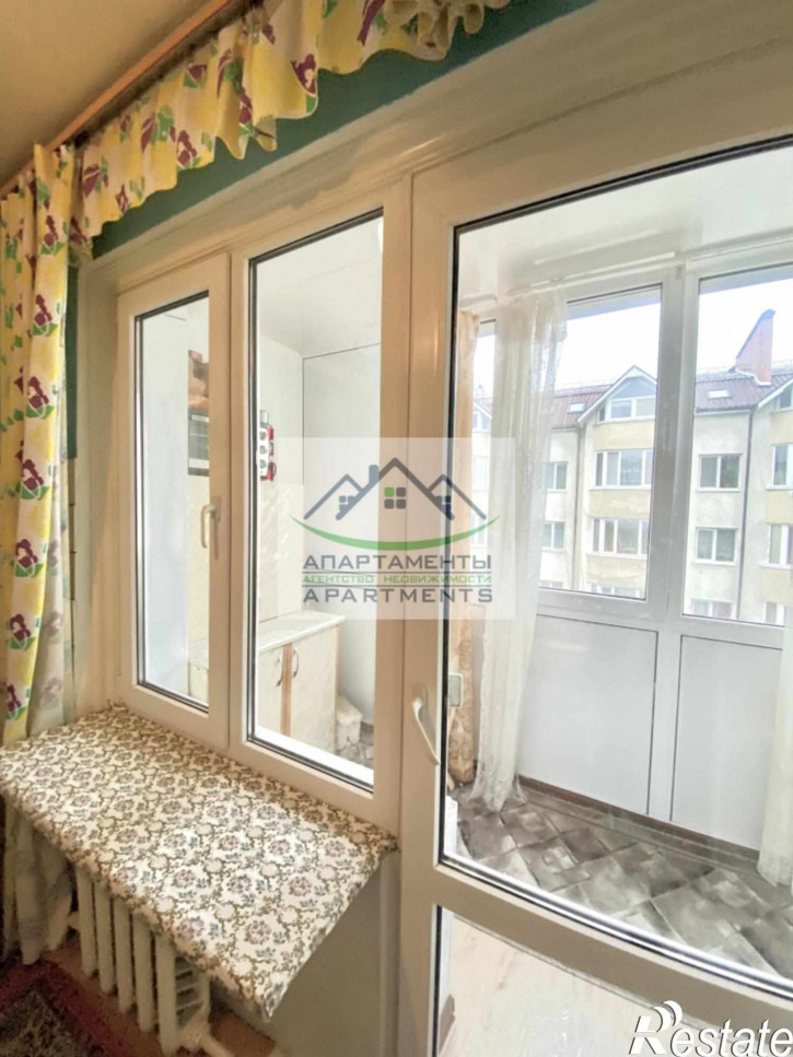 2-комн квартира Адмиральского ул, 8