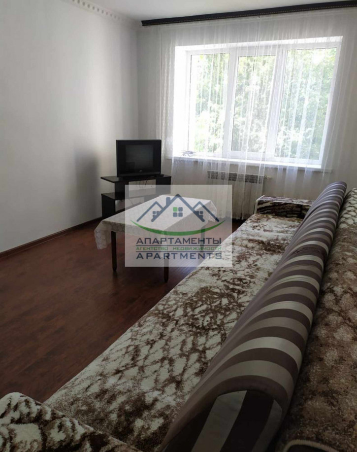 3-комн квартира Калинина пр-кт, 2к1