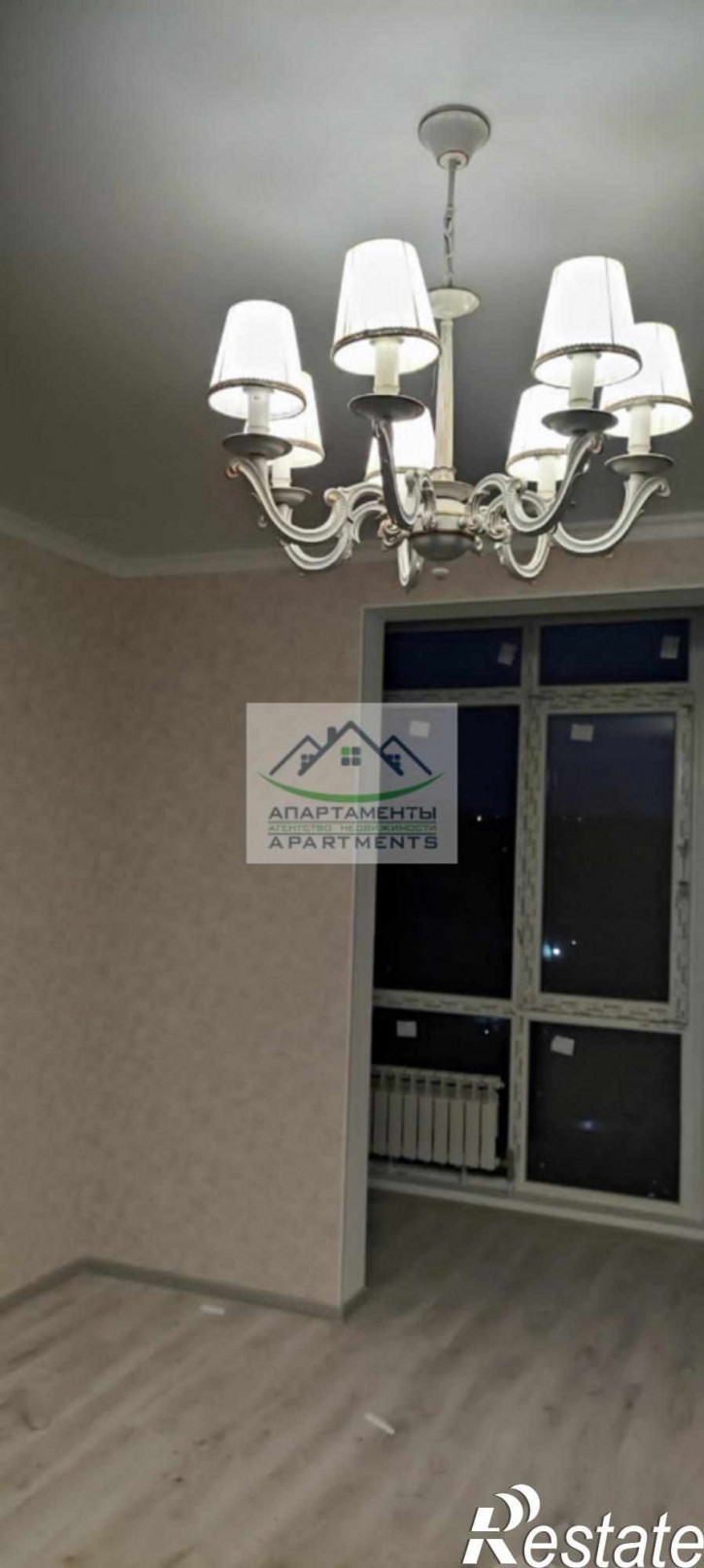 2-комн квартира Адмиральского ул, 1