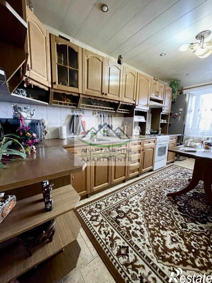 3-комн квартира Малиновского ул, 9