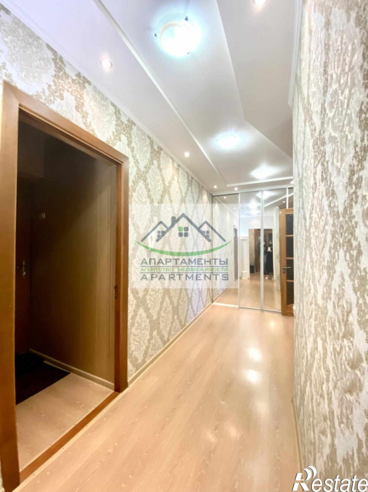 4-комн квартира Краснознаменная ул, 59