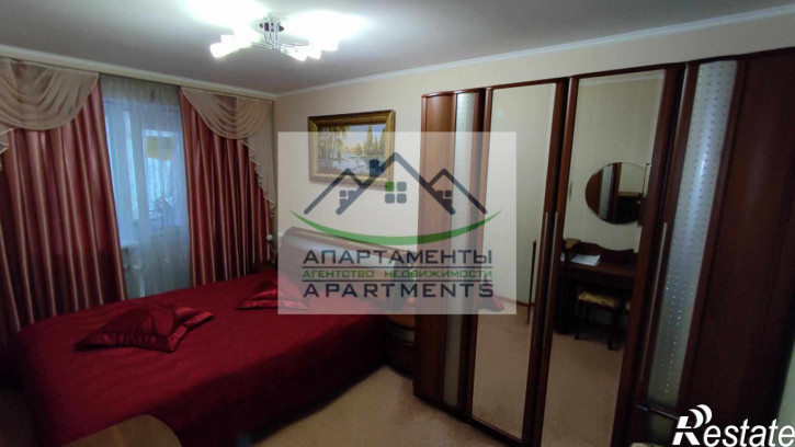 3-комн квартира Кутейникова ул, 27