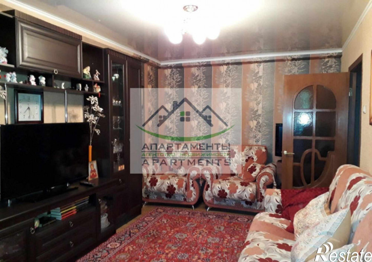 2-комн квартира Бутырина ул, 1