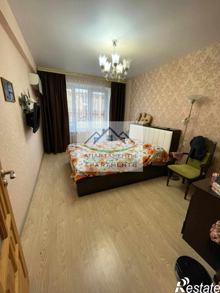 2-комн квартира Никольская ул, 16