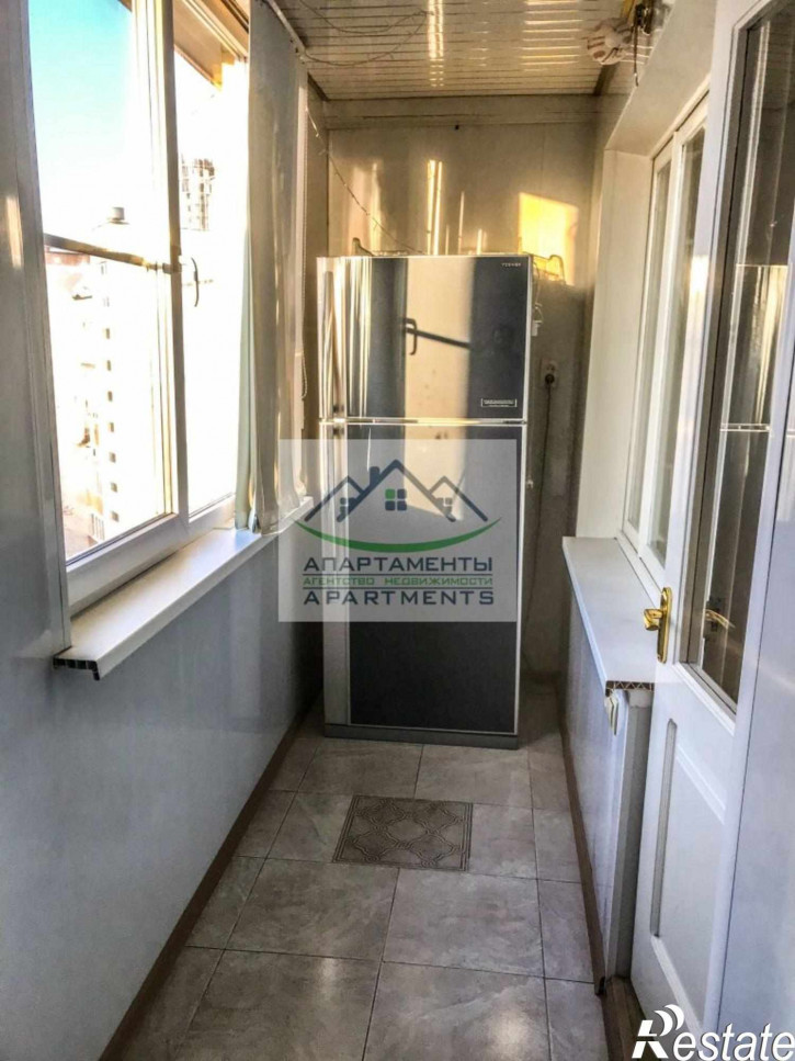 3-комн квартира Калинина пр-кт, 2к2