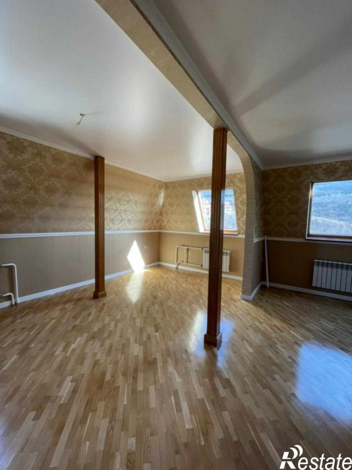 2-комн квартира Кучуры ул