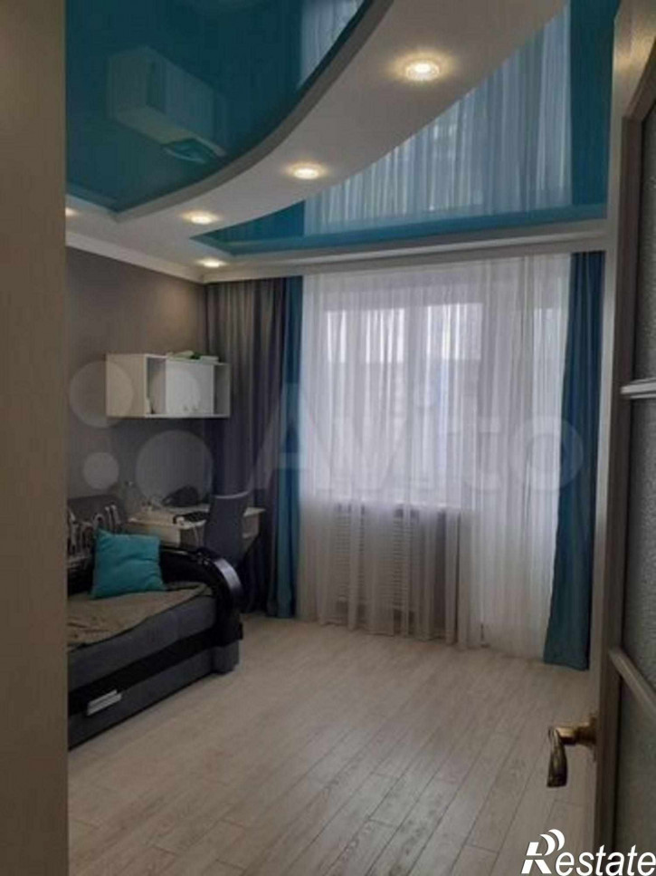 3-комн квартира Бруснева ул, 12