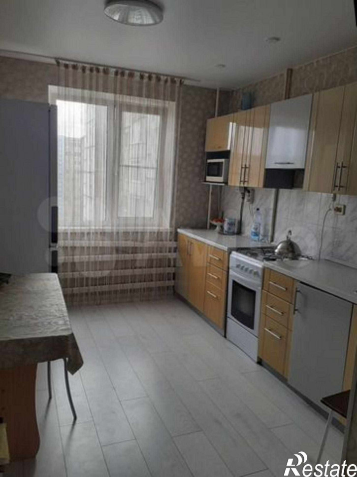 3-комн квартира Бруснева ул, 12
