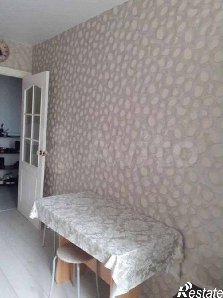 3-комн квартира Бруснева ул, 12