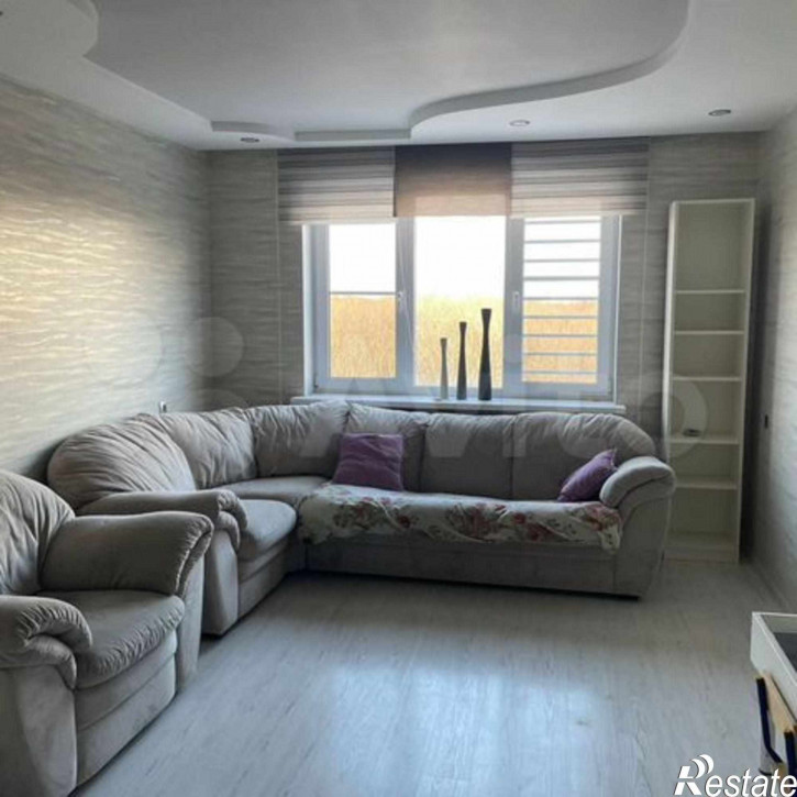 4-комн квартира Фроленко ул, 4