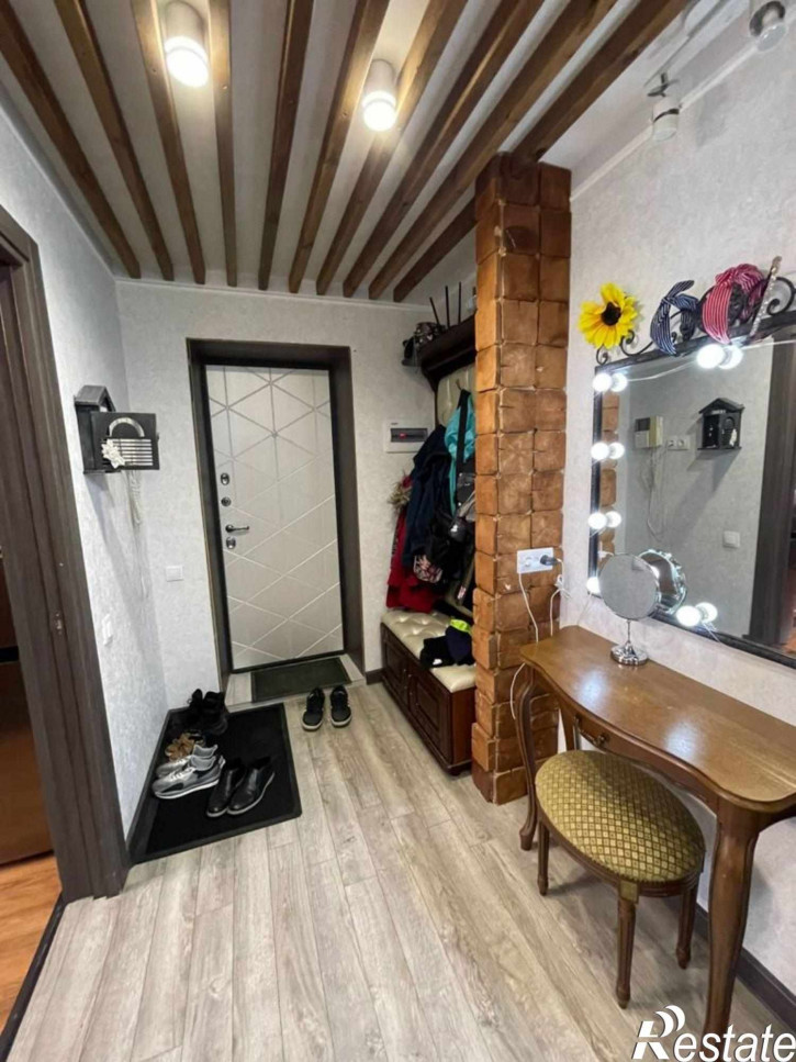 2-комн квартира Сергеева ул, 4