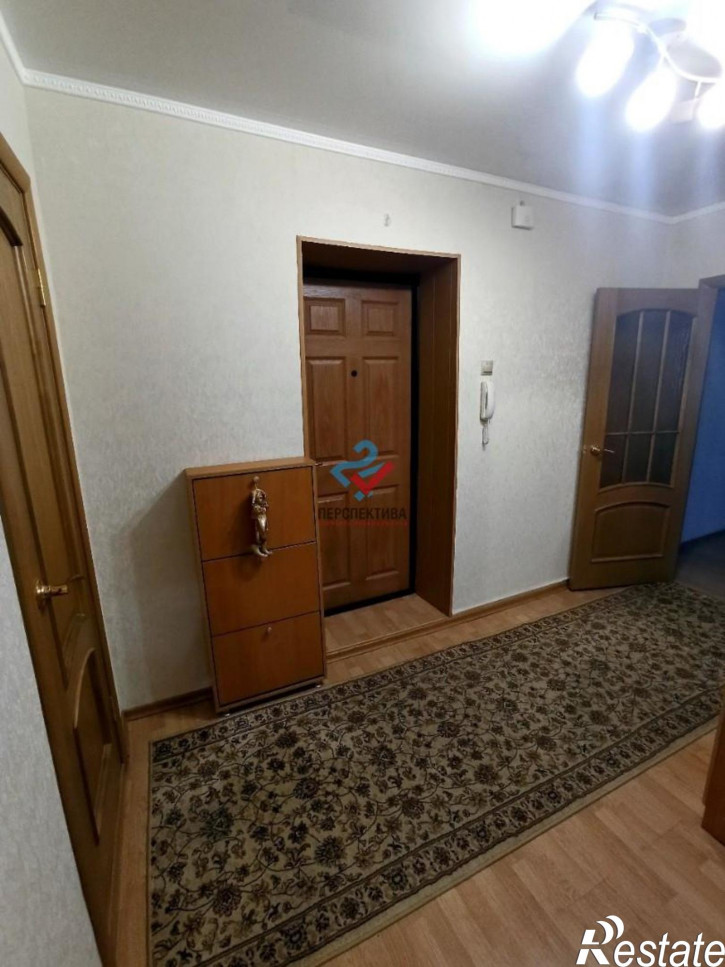 2-комн квартира проспект Строителей, 67