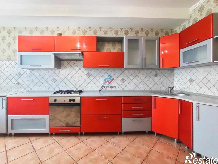 3-комн квартира проспект Строителей, 2А