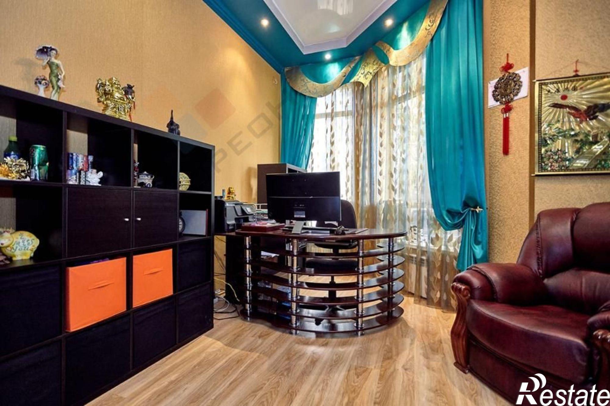 Купить дачу, дом, коттедж за 59 500 000 рублей на Кожевенная ул, 77