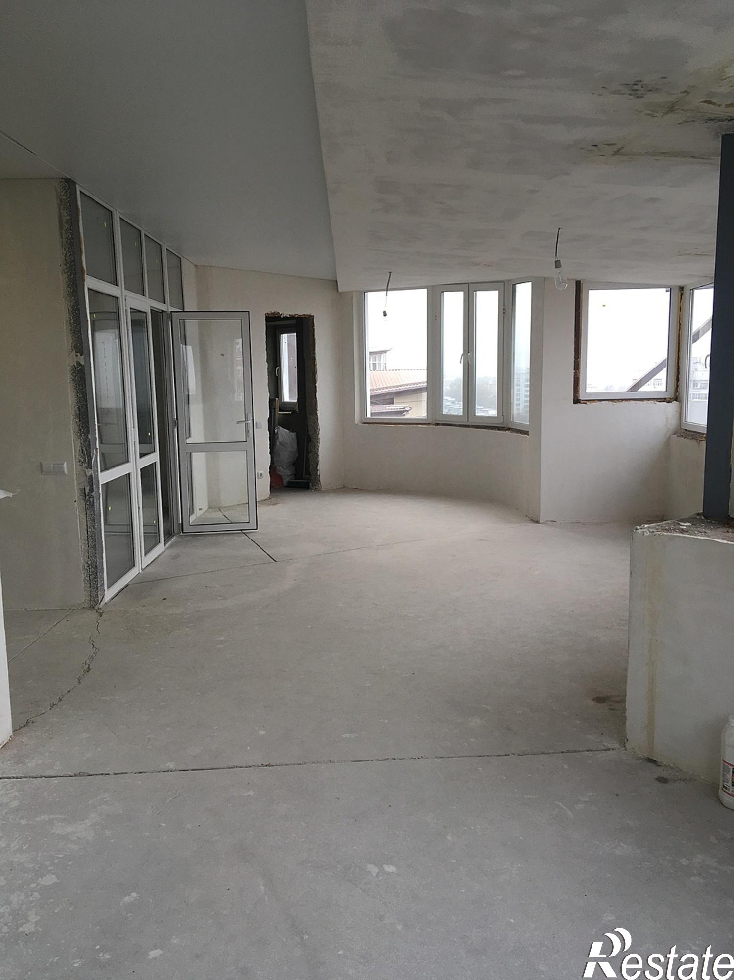 Купить квартиру за 14 500 000 рублей на Крымская улица, 272