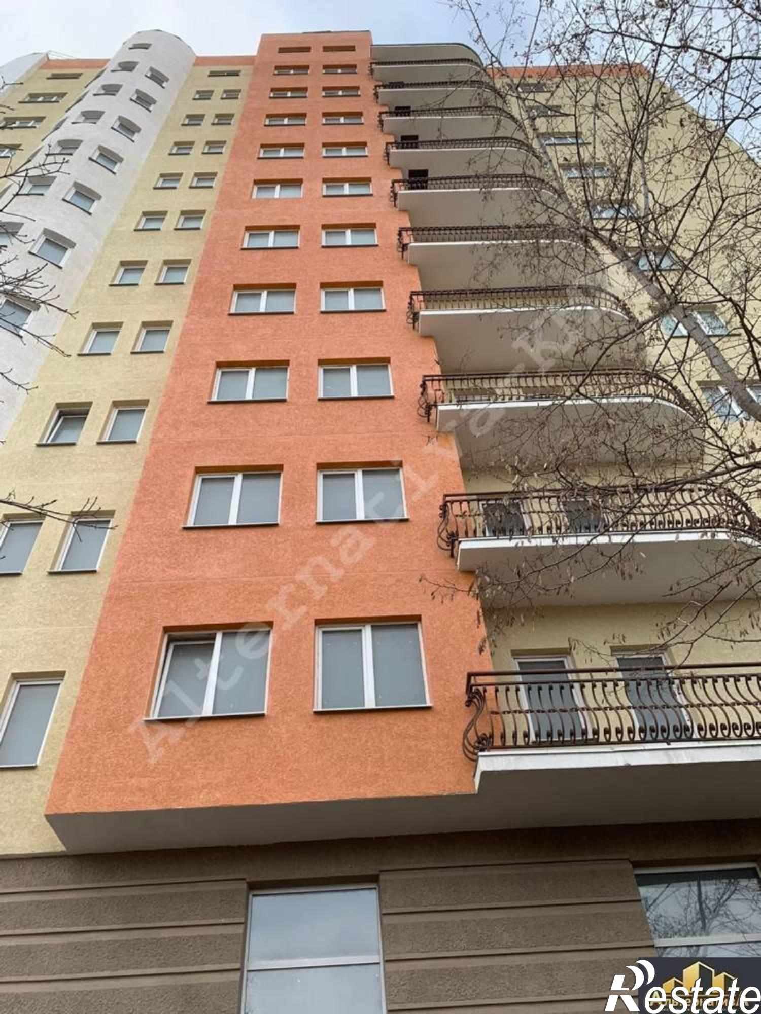 Купить квартиру за 10 500 000 рублей на 8 Марта ул.