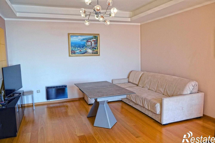3-комн квартира проспект Революции, 3