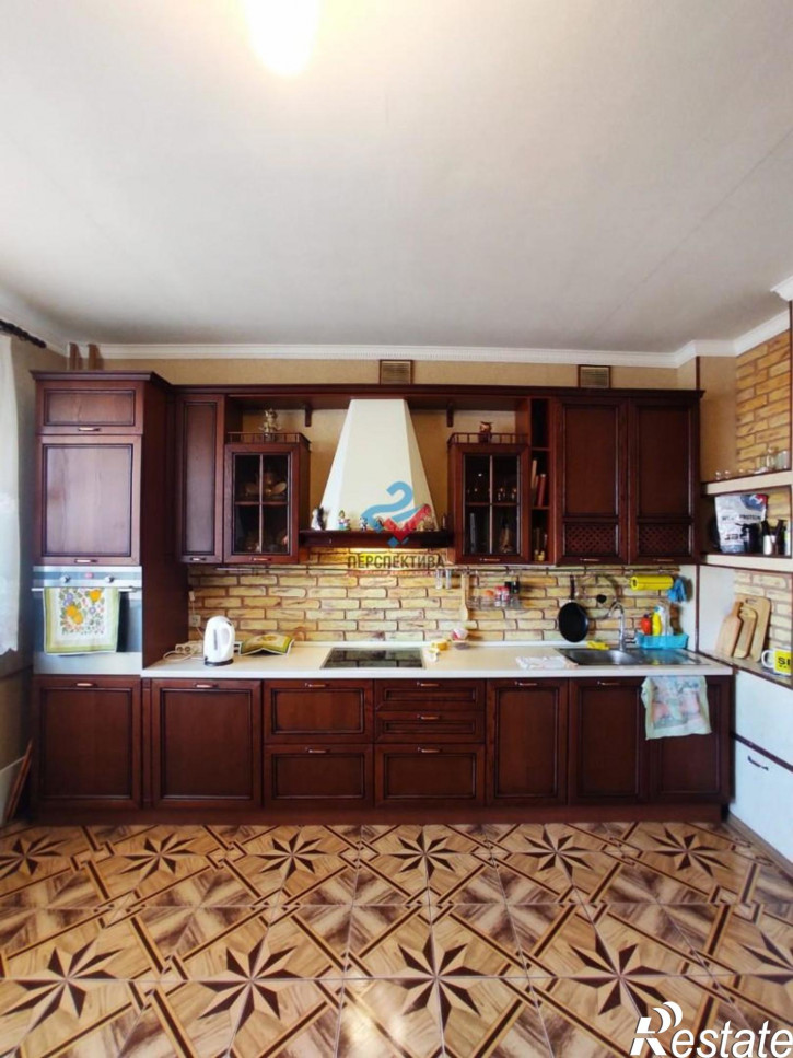 3-комн квартира проспект Строителей, 74А