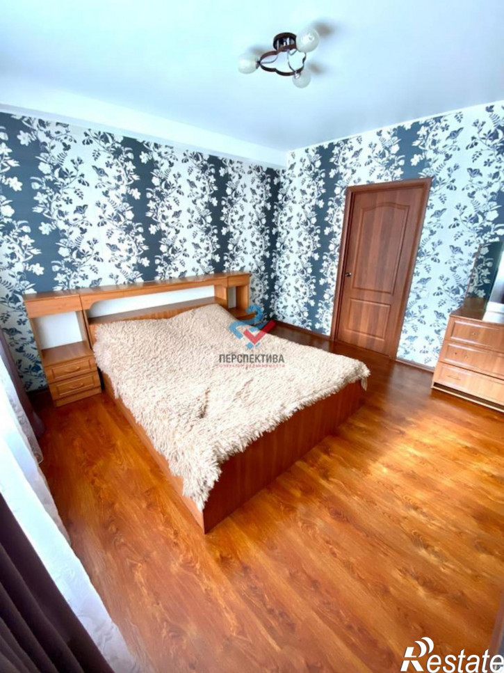 2-комн квартира улица Антонова, 76