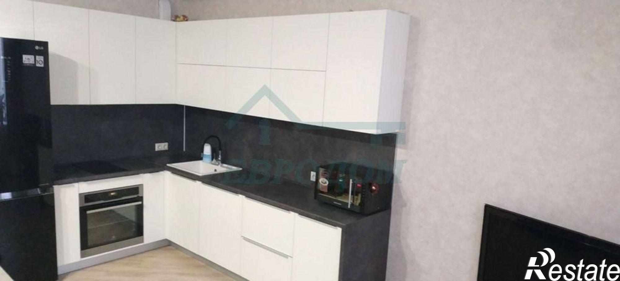 Купить квартиру за 11 300 000 рублей на ул. Бориса Богаткова,67