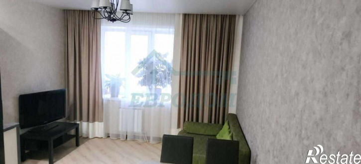 3-комн квартира ул. Бориса Богаткова,67