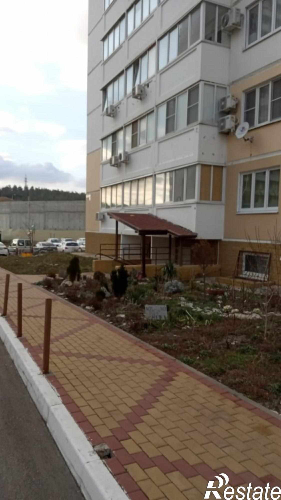 Купить квартиру за 1 500 000 рублей на Маршала Жукова , 1/4