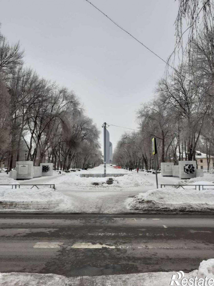 3-комн квартира Юных Пионеров проспект, 148