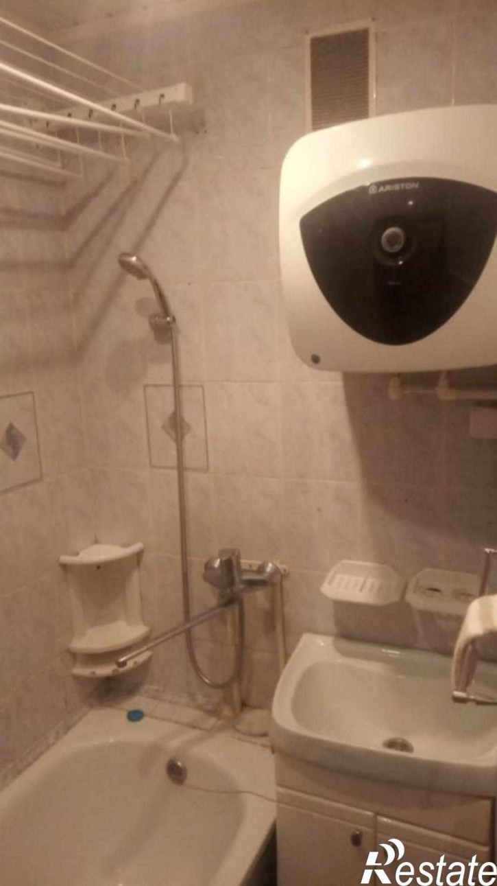 2-комн квартира Алябьева ул, 18