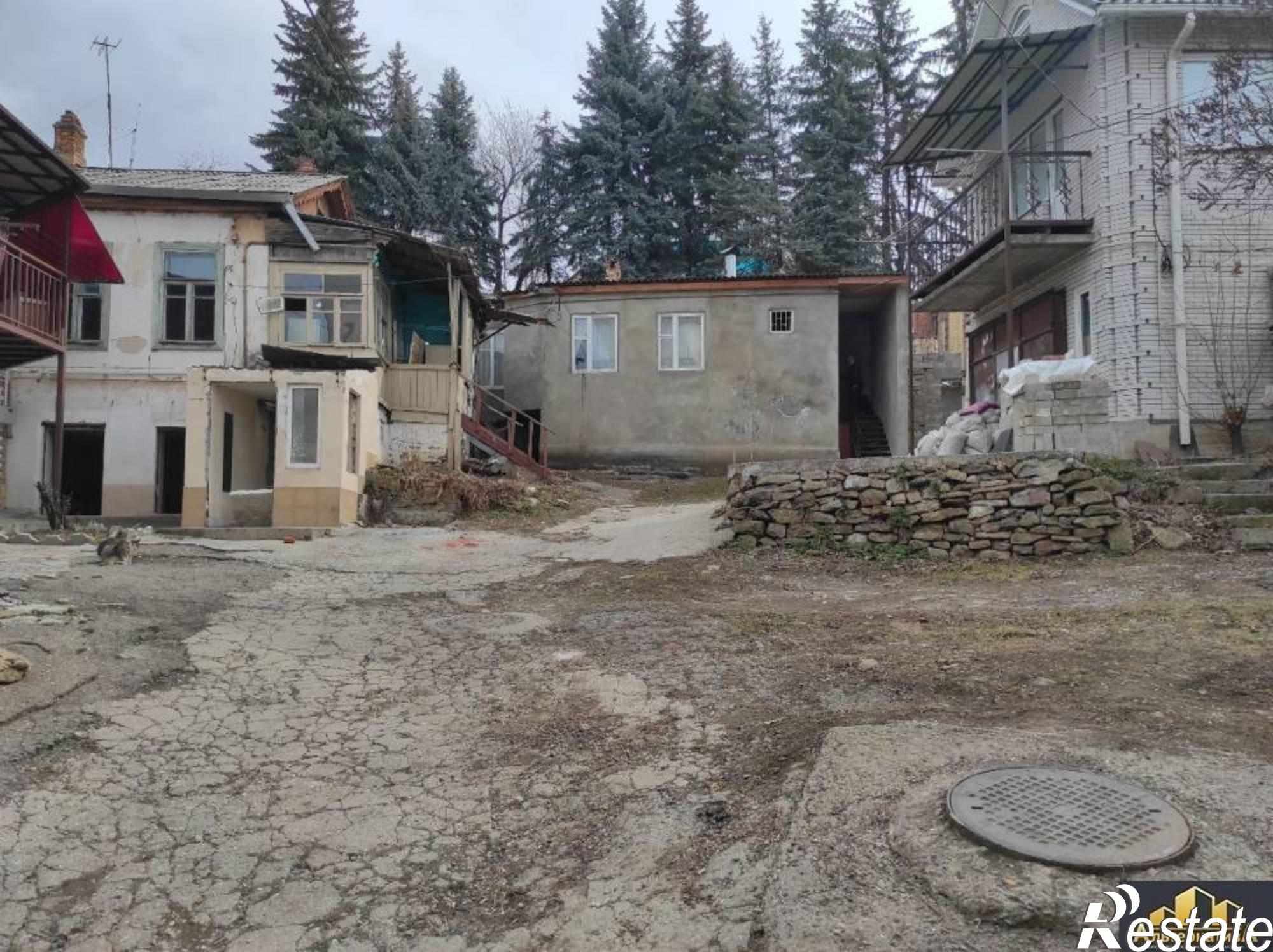 Купить дачу, дом, коттедж за 15 000 000 рублей на Кирова ул.