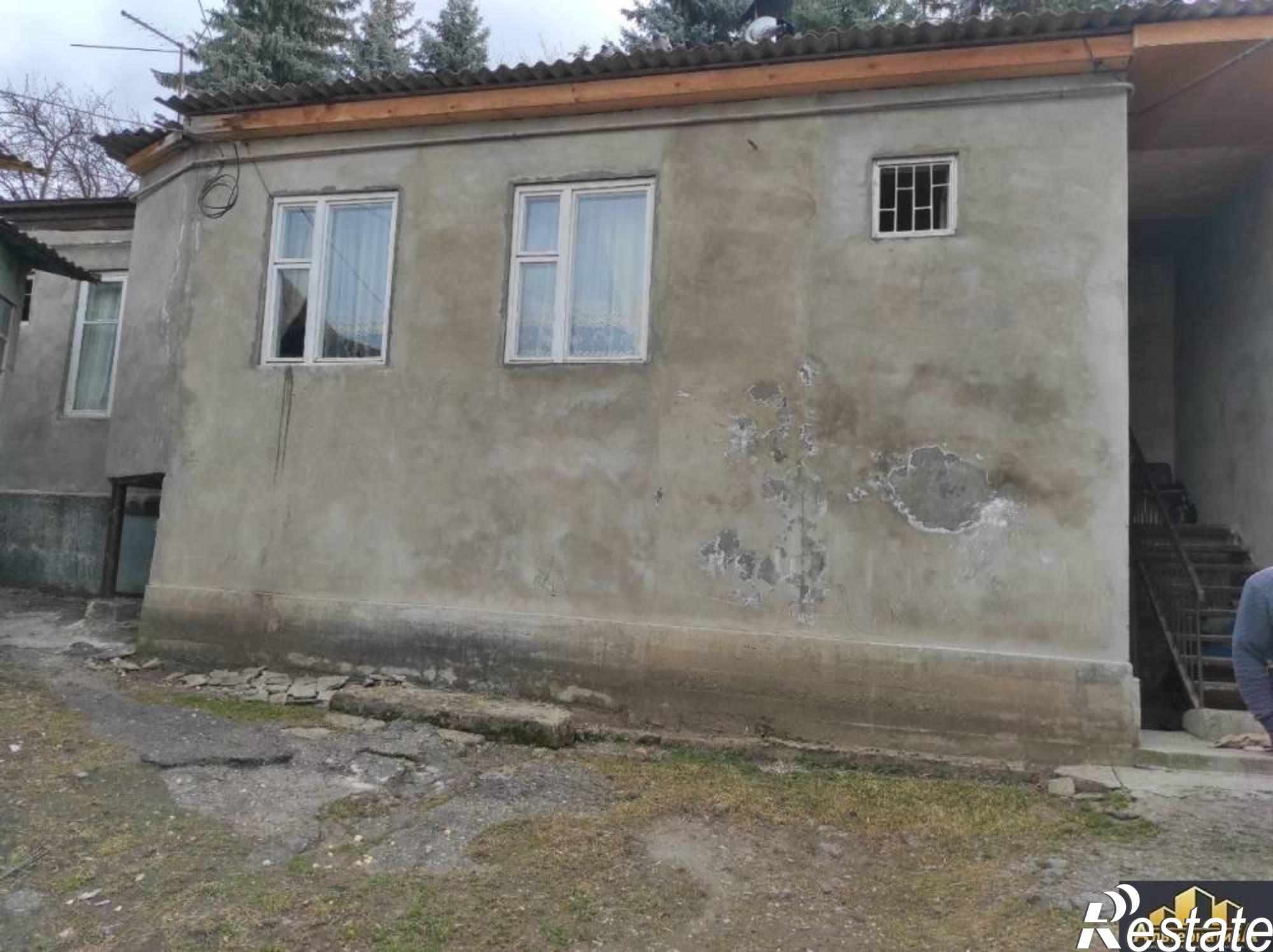 Купить дачу, дом, коттедж за 15 000 000 рублей на Кирова ул.