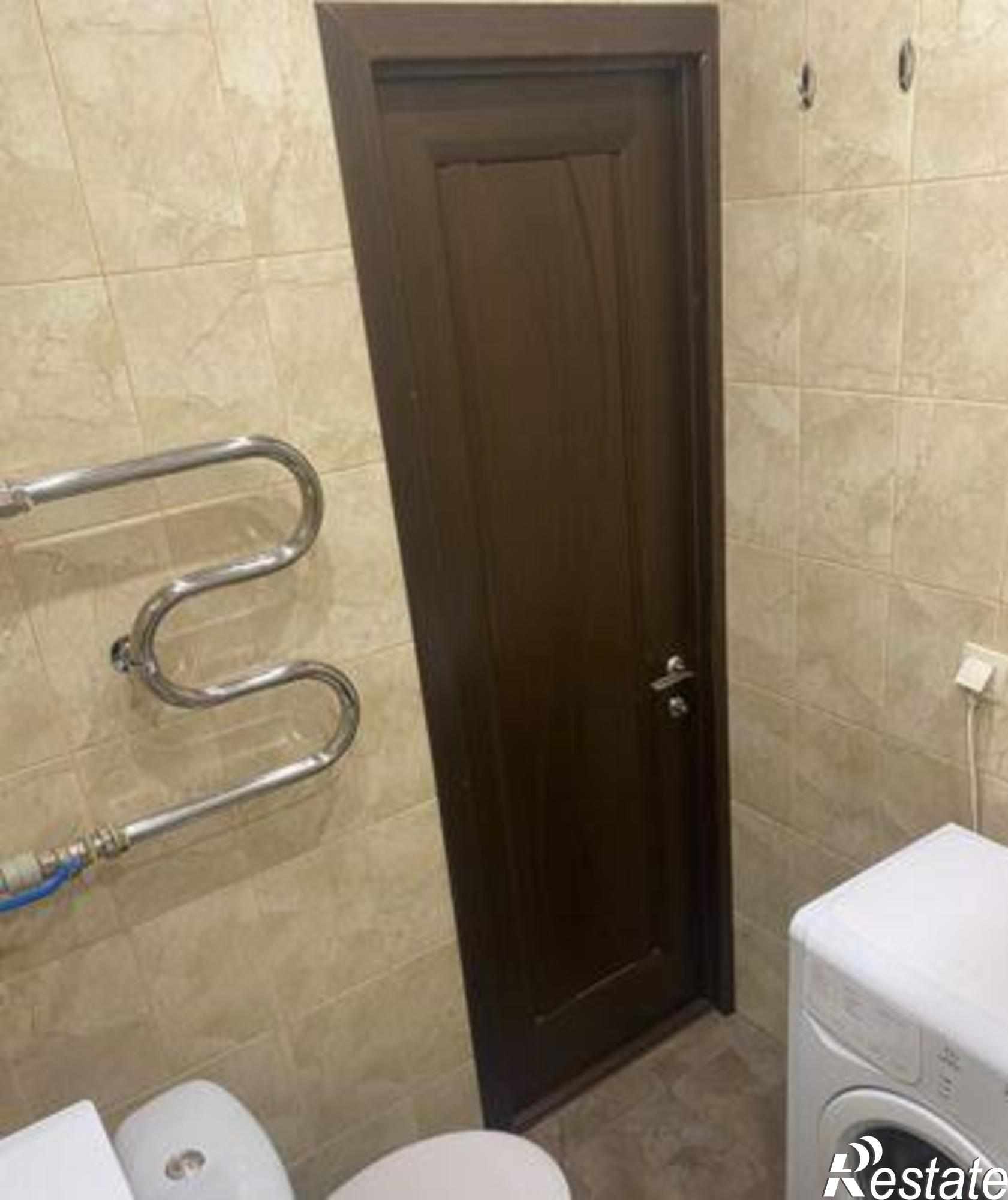 Купить квартиру за 3 050 000 рублей на улица Жданова, 21Б