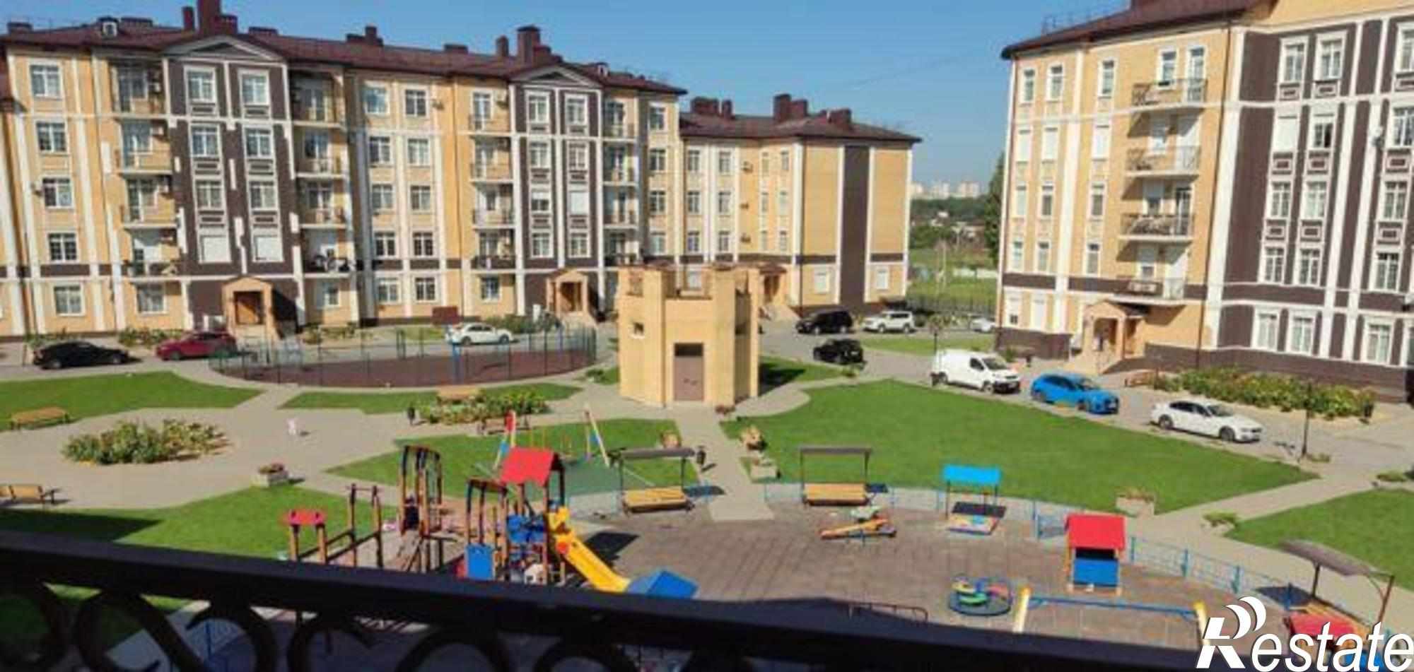 Купить квартиру за 7 300 000 рублей на Батуринская улица, 151/66