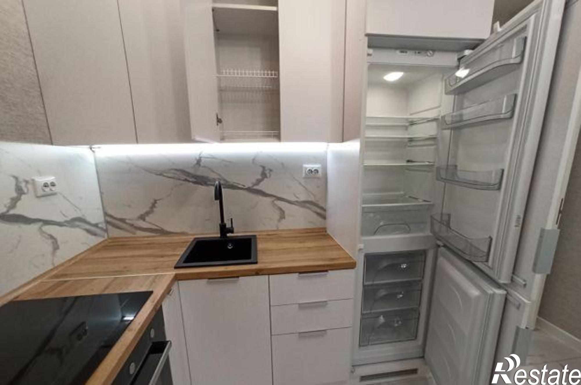 Купить квартиру за 4 650 000 рублей на Таганрогская улица, 132/1