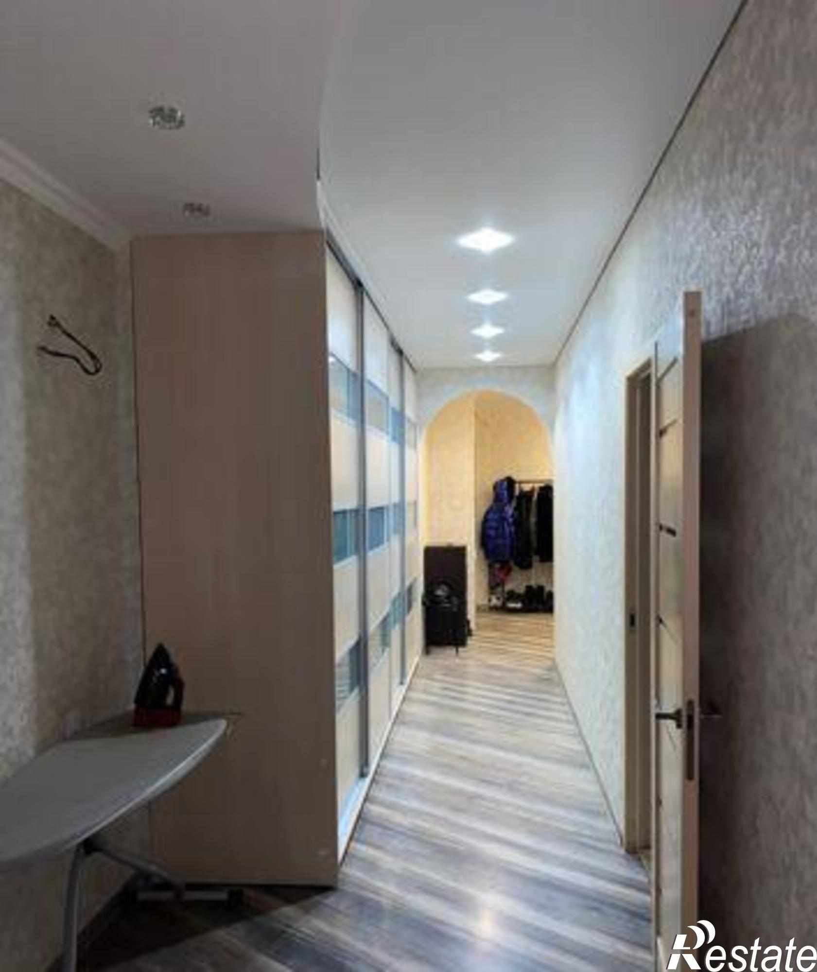 Купить квартиру за 10 300 000 рублей на 20-я улица, 43