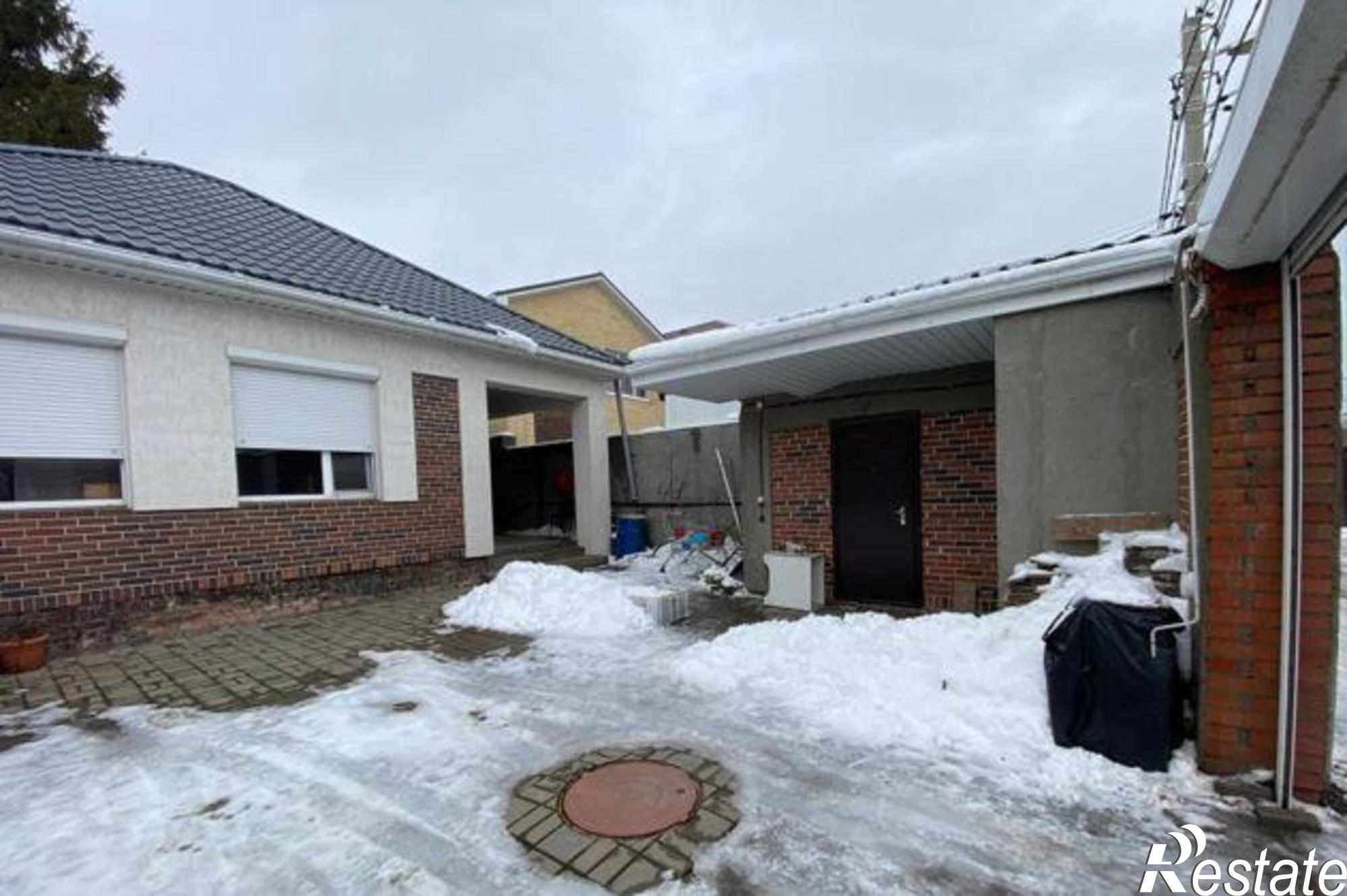 Купить дачу, дом, коттедж за 6 320 000 рублей на 3-я Ювелирная улица, 76
